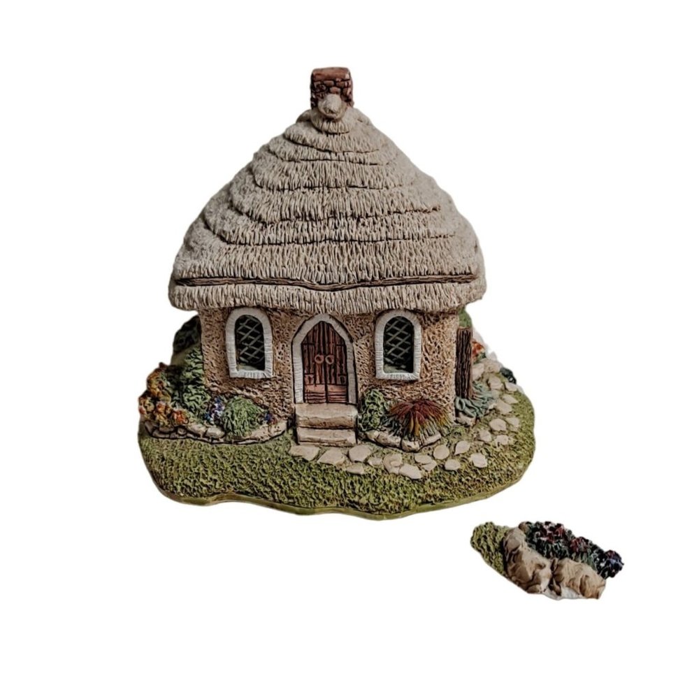 Lilliput Lane Robin's Gate 1990 Minitaure English Cottage Chipped Needs Repair